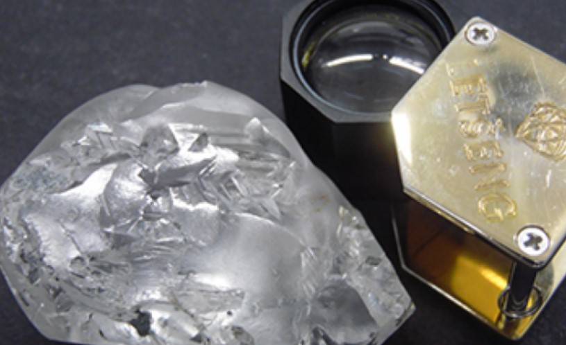 Zbulohet diamanti më i madh në botë, kjo është vlera marramendëse e gurit të çmuar (FOTO)